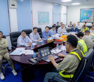 កិច្ចប្រជុំប្រចាំខែ មិថុនា ស្តីពីការត្រួតពិនិត្យសុវត្ថិភាពការដ្ឋានសាងសង់ និងវឌ្ឍនភាព នៃការអនុវត្តគម្រោងអភិវឌ្ឍន៍ចំណតផែកុងតឺន័រទឹកជ្រៅថ្មី-ជំហានទី ១