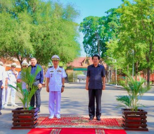 ការជួបសំណេះសំណាល សាកសួរសុខទុក្ខ នាយនាវី នាយនាវីរង និងពលនាវី នៃបញ្ជាការដ្ឋានការពារកោះឆ្នេរ
