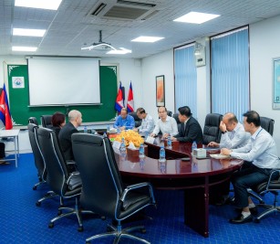 ដំណើរទស្សនកិច្ចរបស់ ក្រុមហ៊ុន Mediterranean Shipping (Cambodia) មកកាន់ កំពង់ផែស្វយ័តក្រុងព្រះសីហនុ
