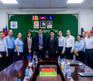 Held a discussion meeting with CMA CGM (Cambodia) Co., Ltd., led by Ms. Amelie HUMPHREYS, Directress of the Cambodia-Vietnam Cluster for CMA-CGM