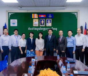 ដំណើរទស្សនកិច្ច លោកស្រី KUGA Yuriko នាយិកា នៃផ្នែកអាស៊ីអាគ្នេយ៍ទី១ នៃនាយកដ្ឋានកិច្ចការអាស៊ីអាគ្នេយ៍ និងអាស៊ីនិរតី