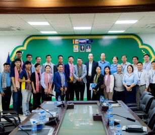 Welcomed a delegation visit of The Logistics and Supply Chain Business Association in Cambodia, led by Mr. Chea Chandara