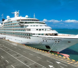 SEABOURN SOJOURN cruise ship with nationality of BAHAMAS, length of 198.20 meters, width of 26 meters, and depth of 6.70 meters
