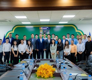 ដំណើរទស្សនកិច្ចសិក្សារបស់គណៈប្រតិភូថ្នាក់ដឹកនាំ និងក្រុមការងារ នៃលេខាធិការដ្ឋានគោលនយោបាយអភិវឌ្ឍន៍វិស័យឧស្សាហកម្មកម្ពុជា