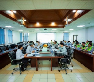 កិច្ចប្រជុំប្រចាំខែ មករា ឆ្នាំ ២០២៦ ស្តីពីការត្រួតពិនិត្យវឌ្ឍនភាព និងសុវត្ថិភាពការដ្ឋានសាងសង់ នៃការអនុវត្តគម្រោងអភិវឌ្ឍន៍ចំណតផែកុងតឺន័រទឹកជ្រៅថ្មី
