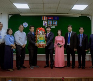 the Consul-General of Vietnam in Preah Sihanouk Province and colleagues to pay courtesy calls and best wishes on occasion of the upcoming Khmer New Year
