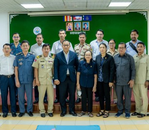 Welcome a visit of delegation of the 5th Committee of Senate led by Her Excellency Ty Borasy in a purpose to study the management and developments of Sihanoukville Autonomous Port
