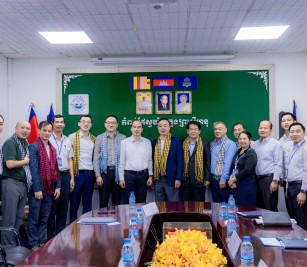 Held a discussion meeting with COSCO Shipping Line Cambodia Co., Ltd