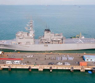 the two Japan Maritime Self-Defence Force ships namely 1st Marine ship called at Sihanouville Port in subject to celebrate the 30th Anniversary of Japan Peace Forces in to Cambodia
