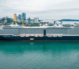 NOORDAM cruise ship with nationality of NETHERLAND
