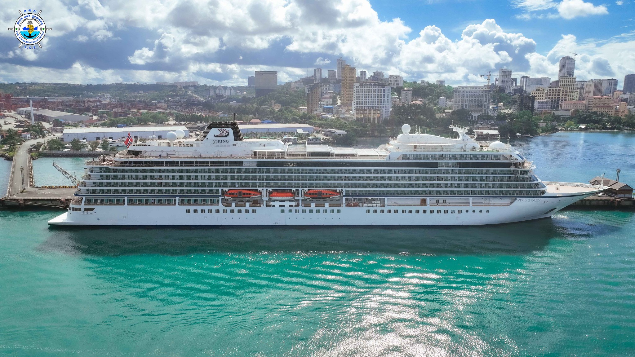 VIKING ORION cruise ship with nationality of NORWAY
