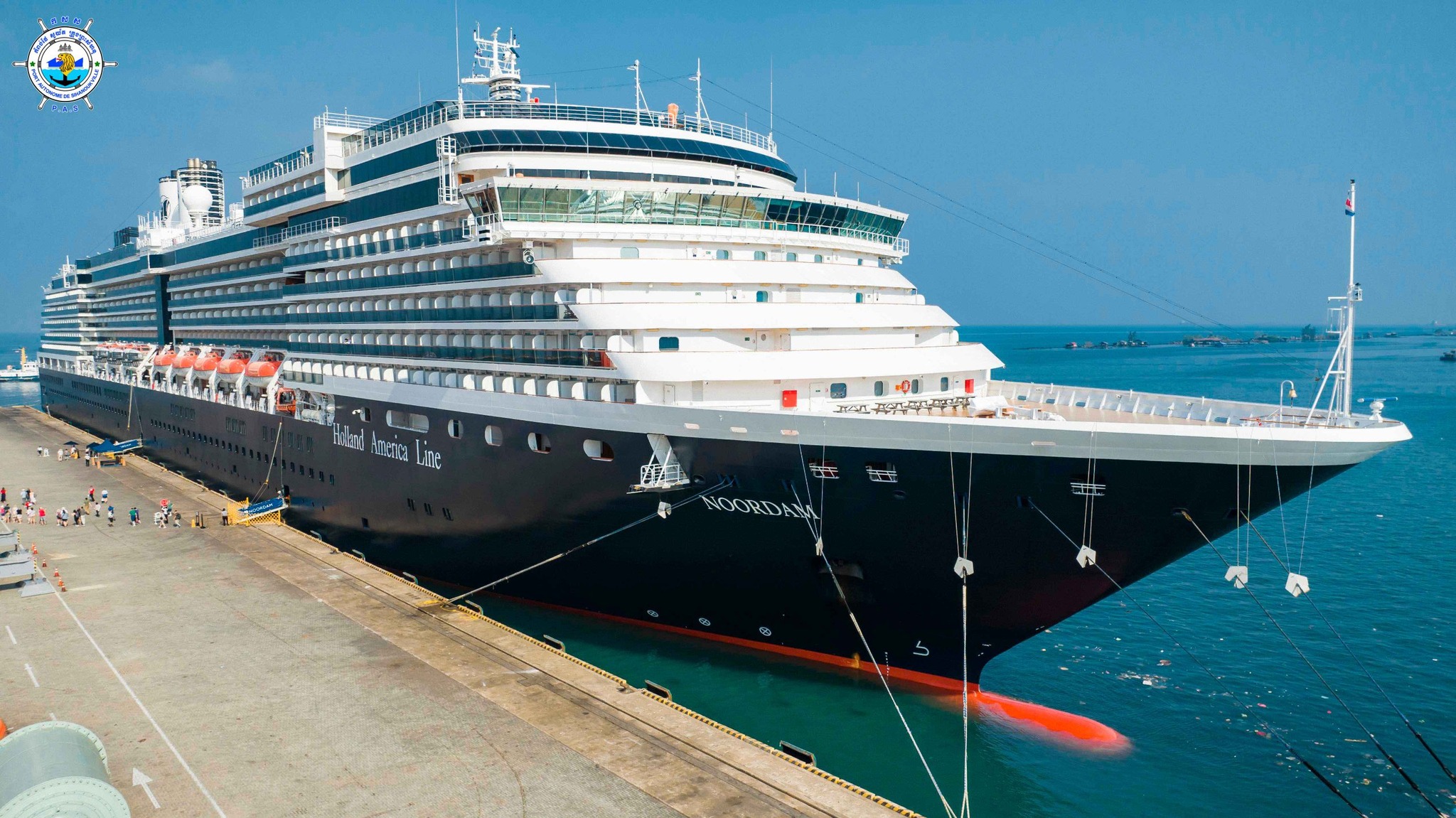 នាវាទេសចរណ៍ឈ្មោះ NOORDAM សញ្ជាតិ NETHERLAND បានចូលចតនៅ កសស
