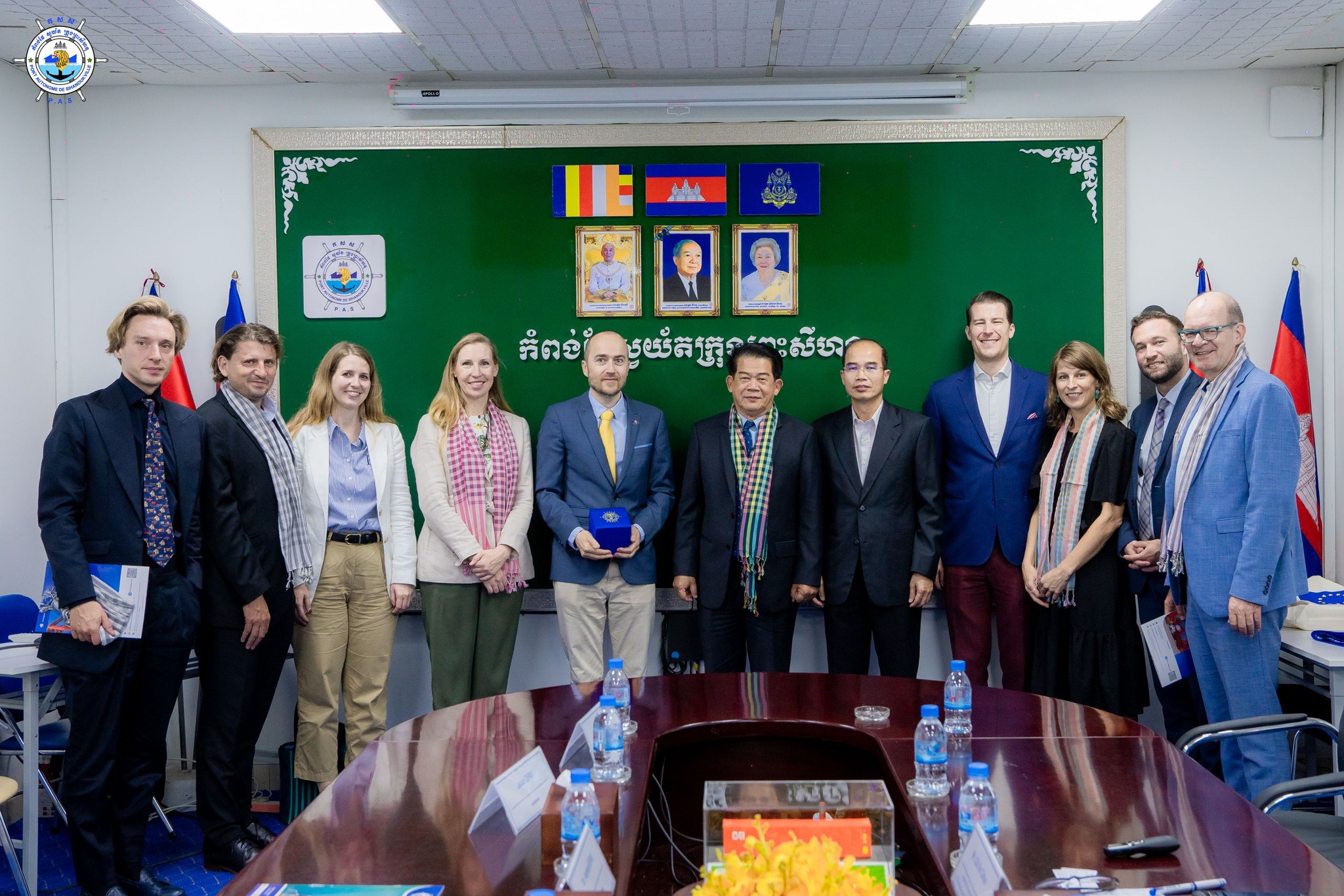 Welcomed a visit of the Delegation of the European Union to the Kingdom of Cambodia, led by Mr. Andreas BERG
