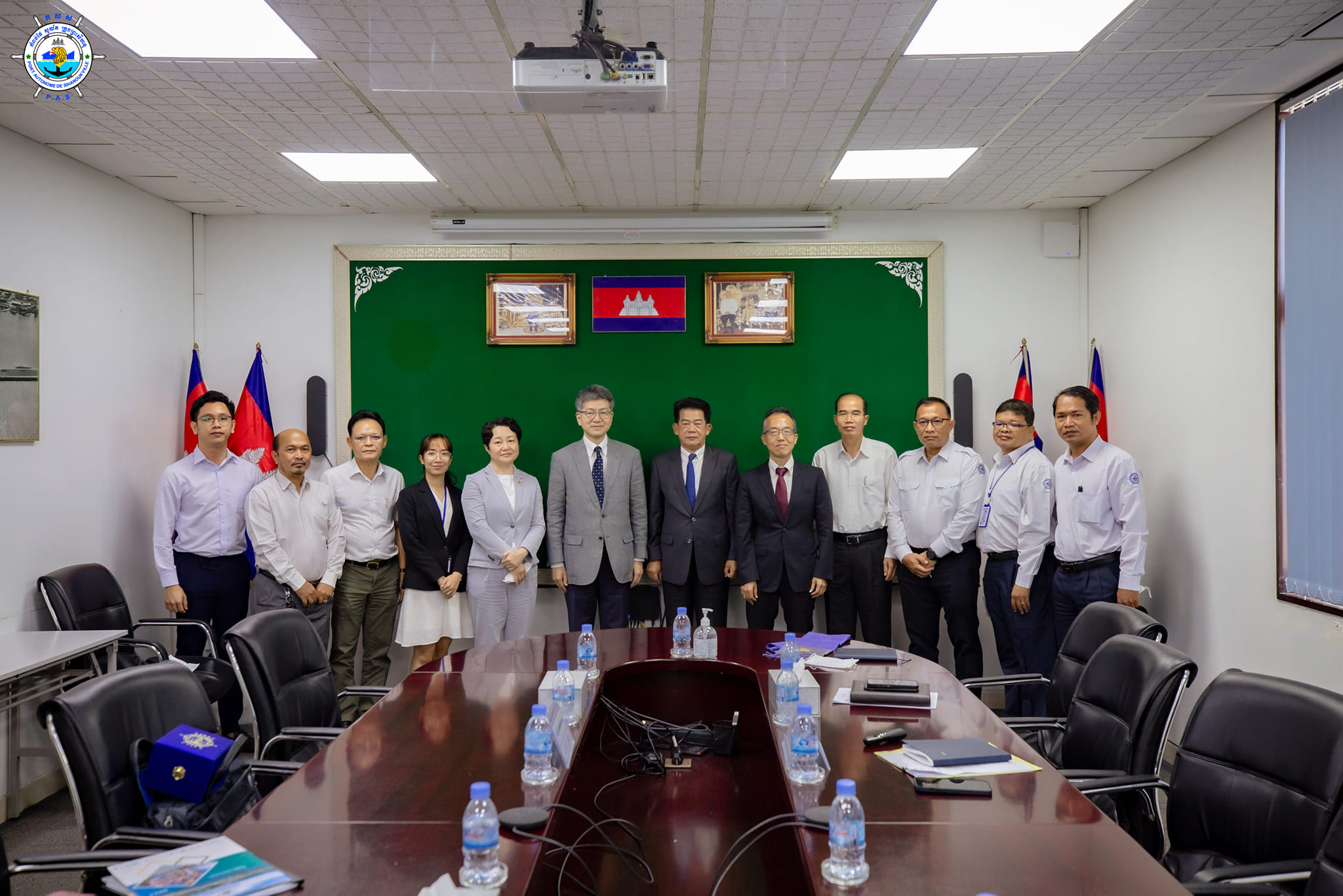 PAS Management Team, welcomed a visit of Dr. Takahara Akio, Executive Director of JICA Ogata Sadako Research Institute of Peace and Development  in a purpose to seek the progress of Sihanoukville Port
