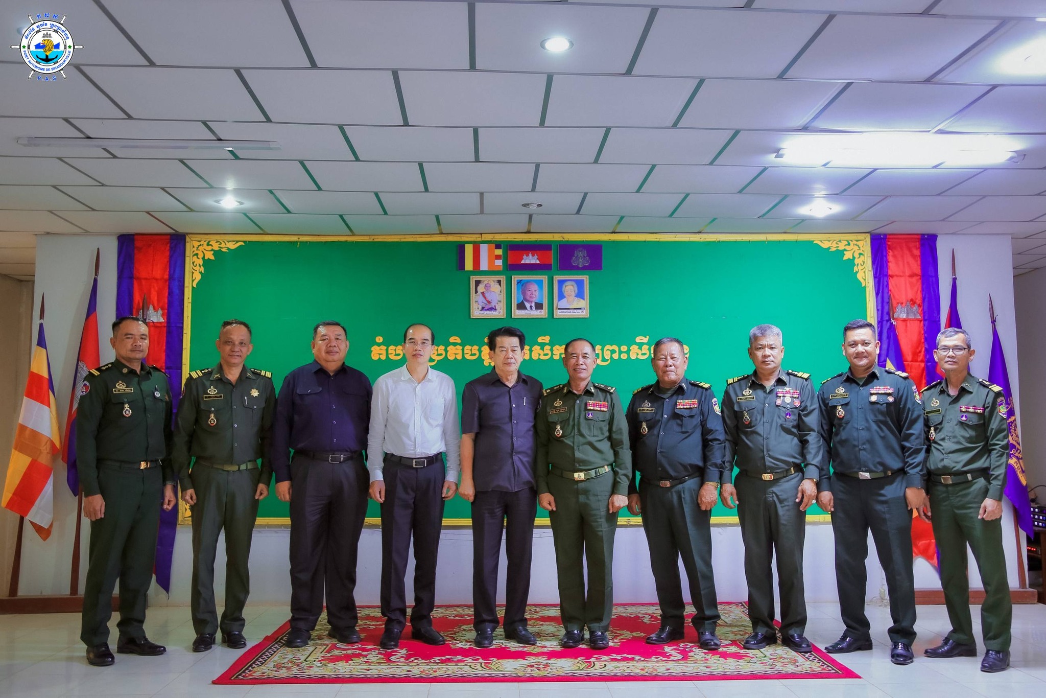 ការជួបសំណេះសំណាល សាកសួរសុខទុក្ខ កងទ័ព នៃតំបន់ប្រតិបត្តិការសឹករងខេត្តព្រះសីហនុ
