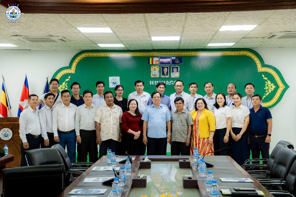 Welcomed a visit of 23 delegates from Bark Liv Province, the People’s Republic of Vietnam, led by Mr. Tra Trongyong
