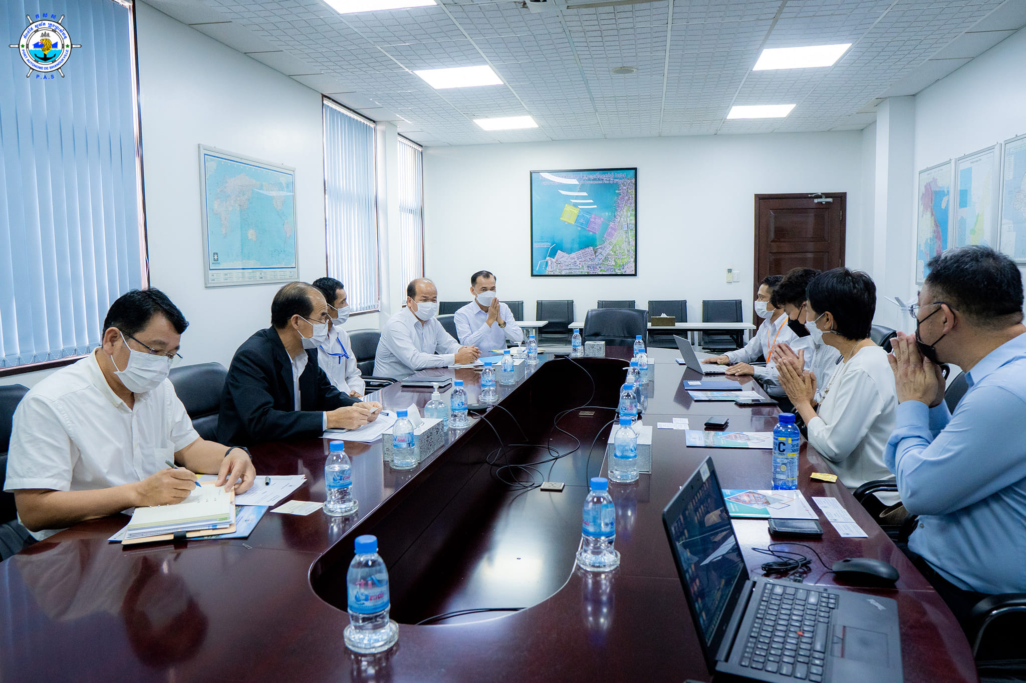 welcomed and held a discussion meeting with Mrs. Jutharat Chantarasamutr, Head of CLMVT Region and colleagues from Regional Container Lines (RCL)
