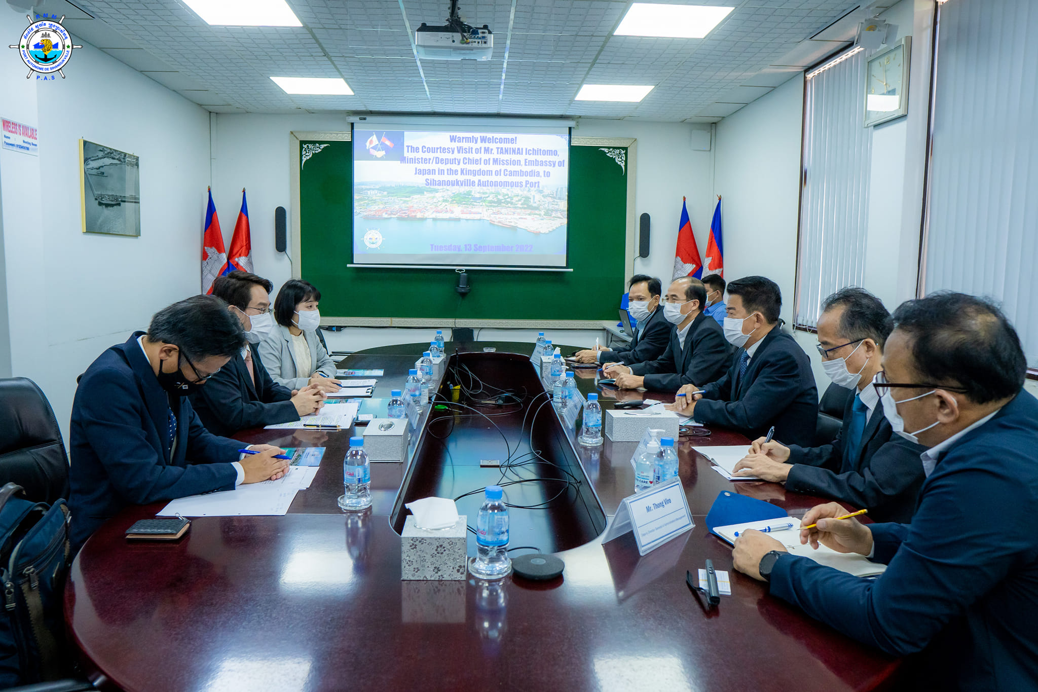 welcomed a courtesy visit of Mr. TANINAI Ichitomoi, Minister / Deputy Chief of Mission, Embassy of Japan to the Kingdom of Cambodia
