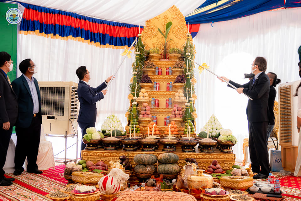The participated in the Ground Breaking Ceremony for the construction of Costums Bonded Warehouse (CBW) of AEON MALL (CAMBODIA) LOGI PLUS CO., LTD at Sihanoukville Port Special Economic Zone

