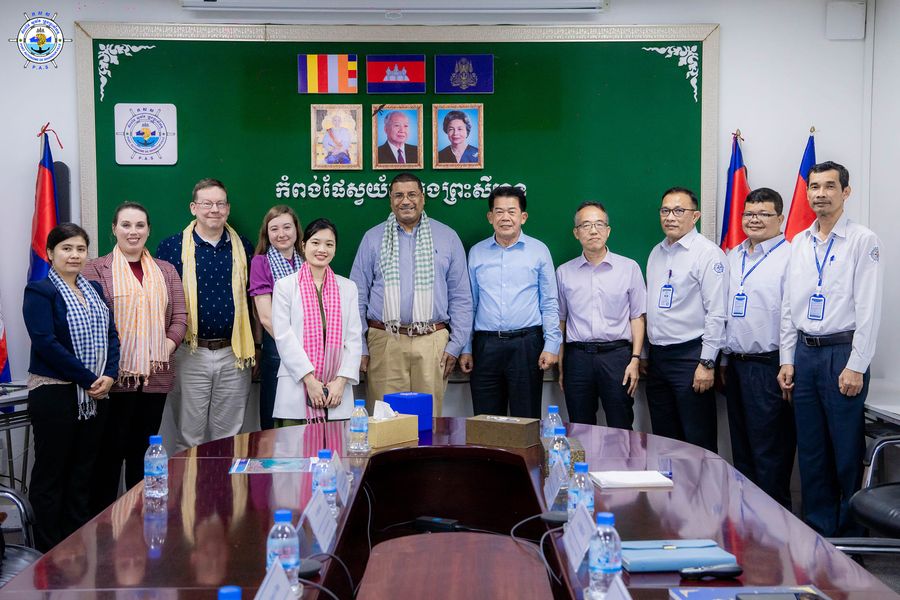 កិច្ចប្រជុំពិភាក្សាការងារជាមួយនឹង អនុប្រធានរដ្ឋបាល នៃអាជ្ញាធរសន្តិសុខជាតិនុយក្លែអ៊ែរ [National Nuclear Security Administrator (NNSA)] និងមន្ត្រីនៃក្រសួងថាមពលសហរដ្ឋអាមេរិក
