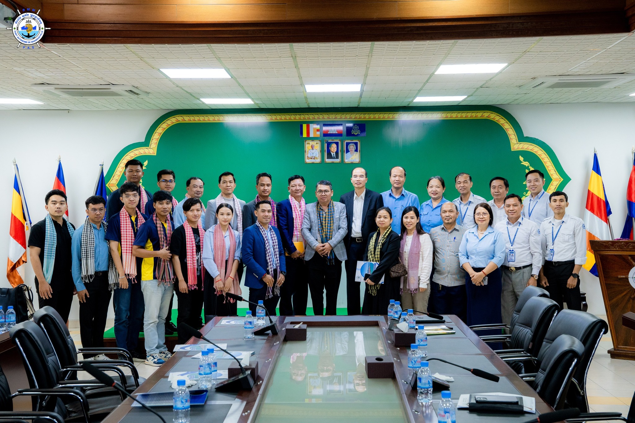 Welcomed a delegation visit of The Logistics and Supply Chain Business Association in Cambodia, led by Mr. Chea Chandara
