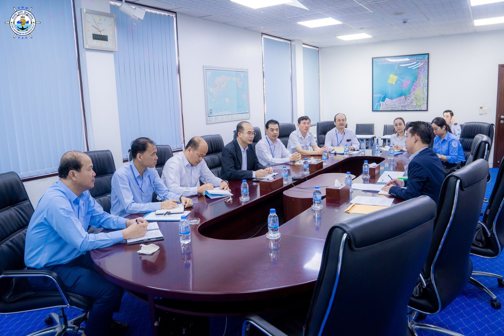 Held a discussion meeting with Hapag-Lloyd (Cambodia) Co., Ltd
