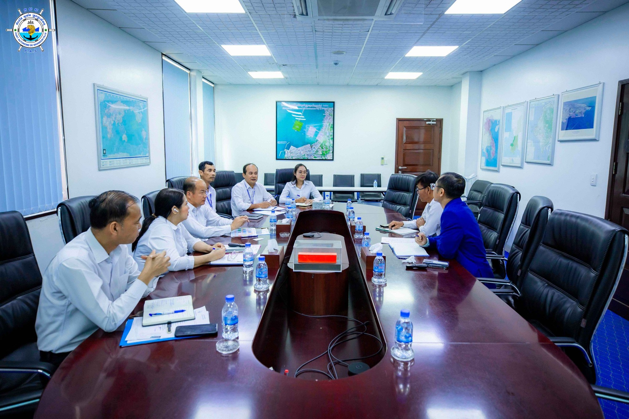 Held a discussion meeting with Inchape Shipping Service (Cambodia) Ltd
