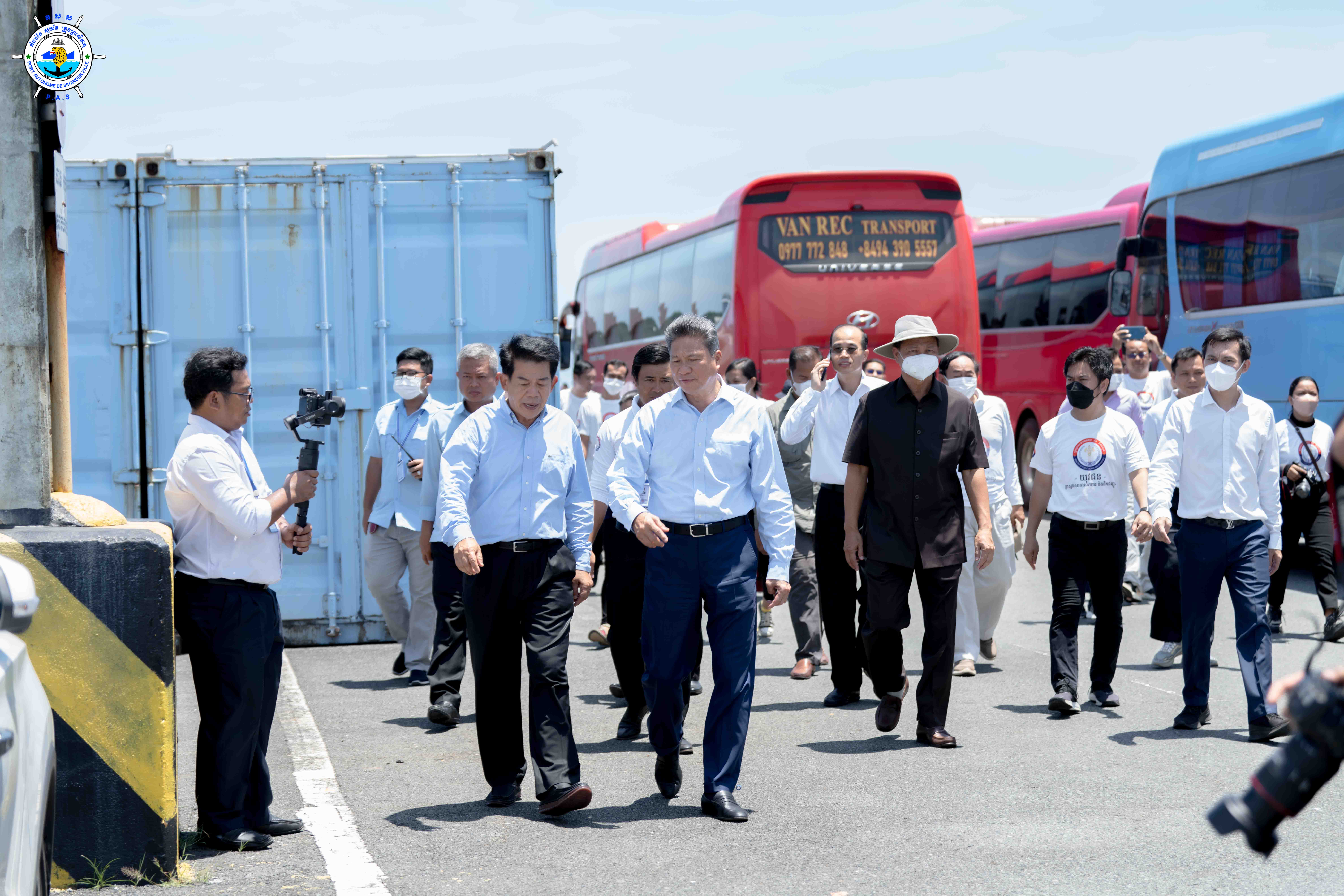 A visit sites of Phnom Penh-Sihanoukville Express Way, Sihanoukville Port Special Economic Zone and Sihanoukville Autonomous Port.

