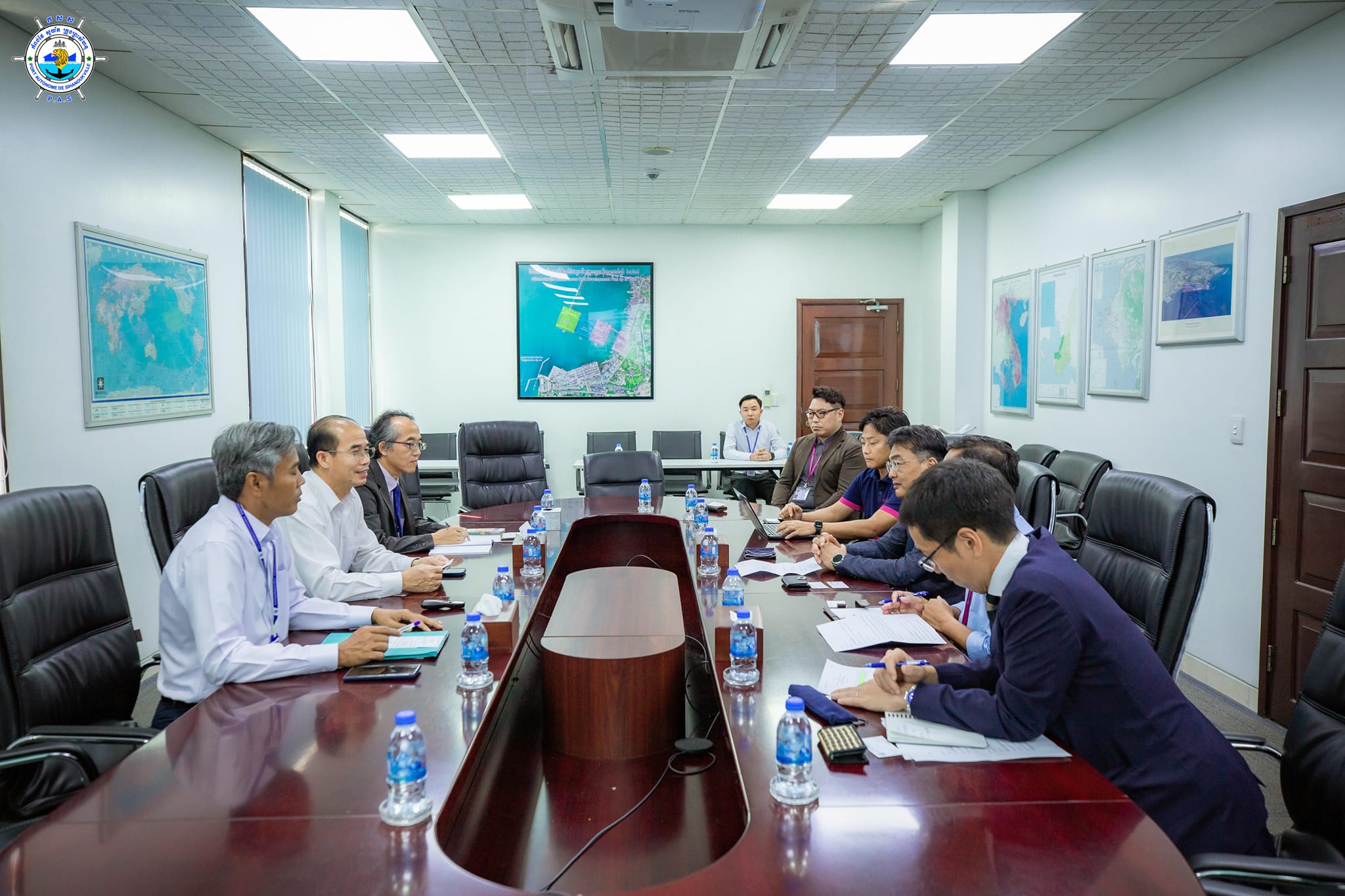 Held a discussion meeting with AEON MALL LOGI PLUS
